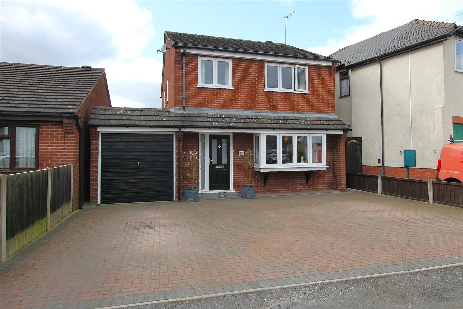 4 bed property in Batham Road, Kidderminster